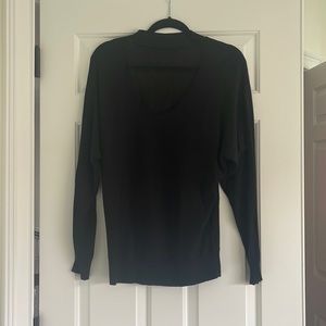 Splendid size small keyhole sweater. Can be worn in front or back.